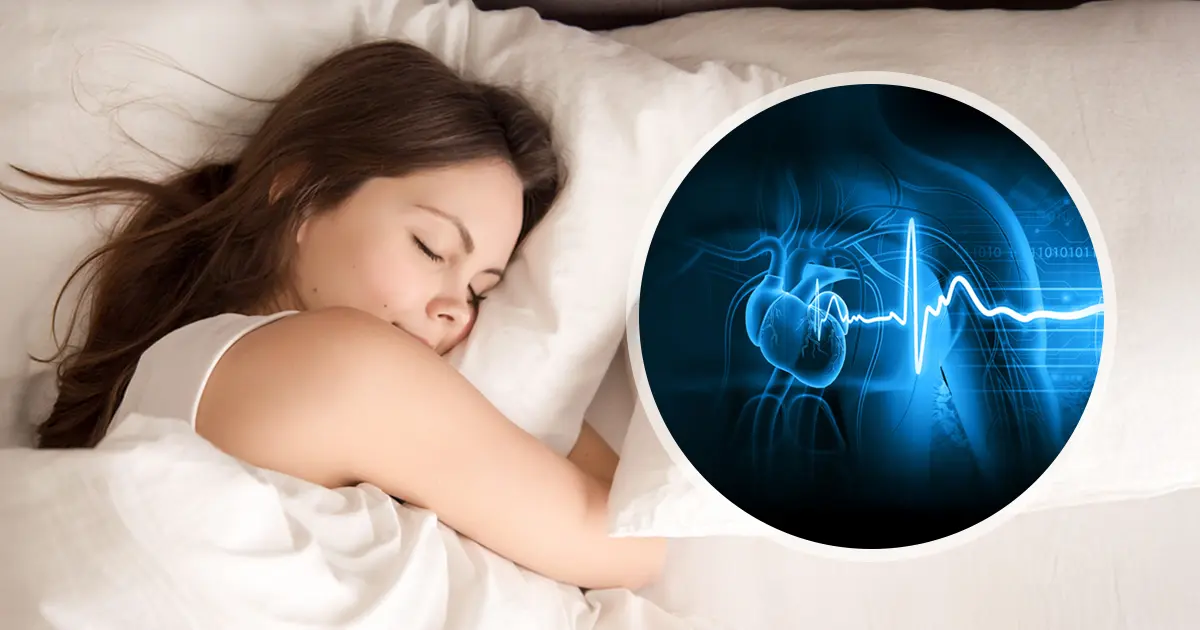 È normale sentire il battito cardiaco mentre si è sdraiati sul cuscino?