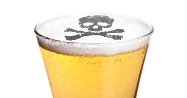 Un nuovo studio descrive il profondo legame tra alcol e cancro