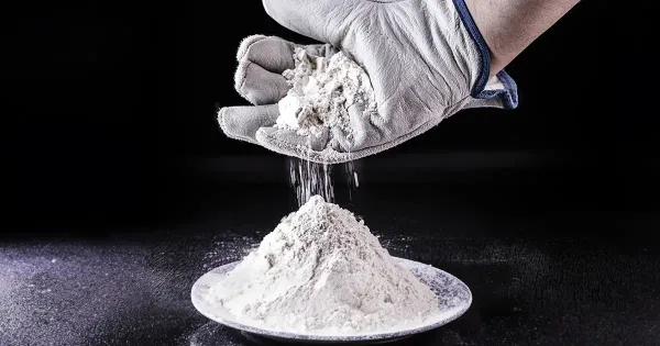 Perché il biossido di titanio è ancora presente negli alimenti statunitensi nonostante in Europa sia vietato?